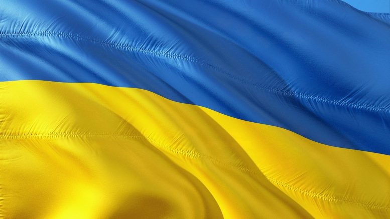 international-ukraine-flag-2684771-777x437.jpg